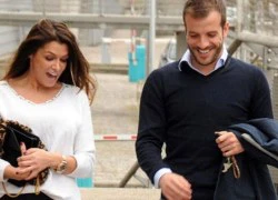 Van der Vaart và Sabia góp gạo thổi cơm chung