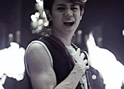 Yoseob khoe cơ bắp cuồn cuộn trong MV mới của B2ST