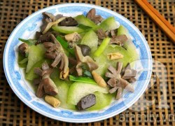 [Chế biến] &#8211; Bí xào lòng gà