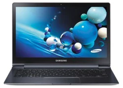 Laptop màn hình "siêu khủng" của Samsung giá 1400 USD