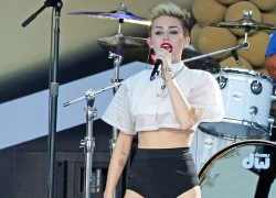 Miley Cyrus và chiến lược khoe eo