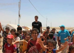 Nghĩa cử đẹp của sao bóng rổ: Pau Gasol chung tay cùng UNICEF giúp đỡ người tị nạn Syria