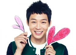 Park Yoo Chun thay Song Joong Ki chinh phục đại dương