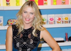 Sharapova ngọt ngào như những viên kẹo