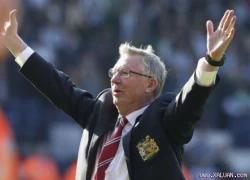 Sir Alex bị cách ly khỏi sân Old Trafford