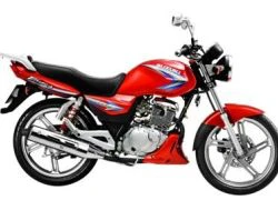 Suzuki EN150-A có thêm màu đỏ ở Việt Nam