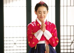 Vẻ đẹp trong sáng của "nữ thần lửa" Moon Geun Young