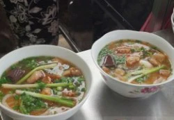 Bánh canh cua miền Tây với càng cua siêu ngon ở Sài Gòn