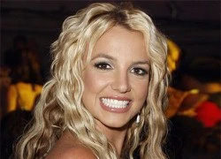 Britney Spears lại bị tố hát nhép