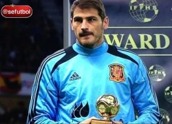 Casillas mếu máo nhận giải "Thủ môn hay nhất 2012"