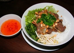 [Chế biến] &#8211; Bún thịt bò xào