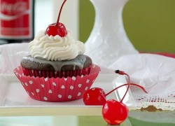 [Chế biến] - Cupcake cherry mix coca-cola