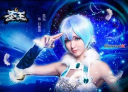 Chuỗi ảnh cosplay vô cùng gợi cảm với điểm nhấn vòng 1