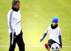 Con trai Mourinho đầu quân cho đối thủ cùng thành phố của Chelsea