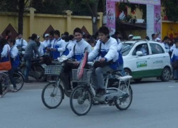 CSGT Hà Nội hóa trang bắt xe điện vi phạm giao thông