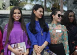 Lại Hương Thảo rạng rỡ bên Miss World 2012 - Vu Văn Hà