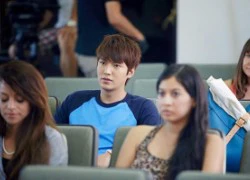 Lee Min Ho nghiêm túc trên giảng đường tại Mỹ