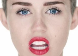 Miley khóc vì chó cưng qua đời, chứ không phải Liam