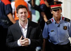 Những scandal rúng động thế giới của Messi