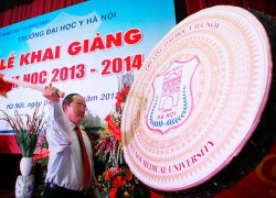 Phó Thủ tướng đánh trống khai giảng tại ĐH Y Hà Nội