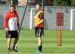 SỐC: Gerrard bị doạ giết ngay tại sân tập Liverpool