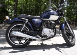 SYM Bonus 'hóa' thành Triumph Bonneville ở Sài Gòn