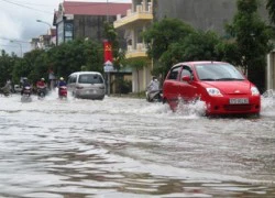 Thành Vinh chìm trong biển nước sau cơn mưa lớn