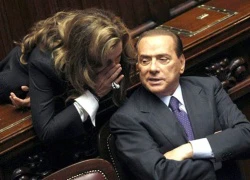 Tòa án Palermo hé lộ hồ sơ mật: Mùa Hè bão tố của Berlusconi