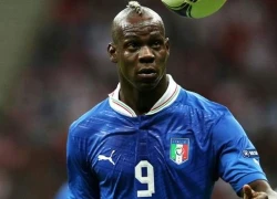 Balotelli cả gan đánh &#8220;người nhà&#8221; Berlusconi