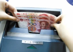 Chưa cho thẻ vào cây ATM đã tự nhả tiền