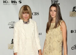 Con gái Anna Wintour quyến rũ với style sang trọng