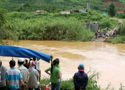 Đắm thuyền trên sông Măng, 5 phụ nữ thiệt mạng