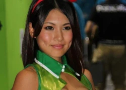 Dàn show girl cực nóng bỏng đã mang đến làn gió mới cho TGS 2013