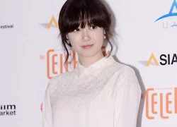 Goo Hye Sun khoe vẻ đẹp nữ tính sau khi bị chê "trắng toát"