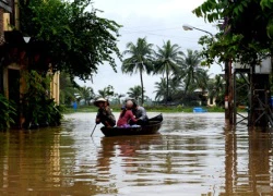 Hội An hứng lũ lớn từ thượng nguồn