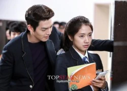 Kim Woo Bin gần như "dính" lấy Park Shin Hye