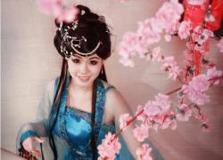 Linh Miu còn... gợi cảm hơn sao phim Nhục Bồ Đoàn