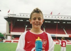 Lộ chùm ảnh hồi bé cực yêu của Jack Wilshere