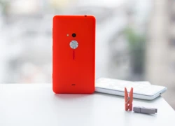 Lumia 625 lấy ý tưởng thiết kế từ 'chiếc gối'