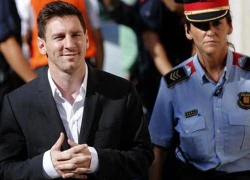 Messi tậu biệt thự sau scandal, Ozil làm hàng xóm với siêu sao