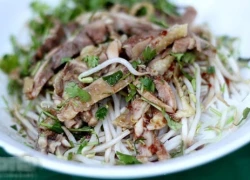 Ngon khó cưỡng phở trộn đùi gà