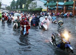 Người Sài Gòn lại khốn đốn vì 'phố thành sông'