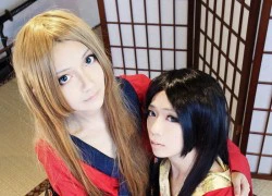 Nổi bật với những sắc đỏ từ cosplay