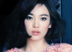 Song Hye Kyo 'làm mẹ' từ khi còn tuổi teen