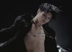 Taemin sexy giữa đội hình &#8220;kín như bưng&#8221; của SHINee