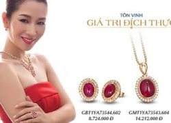 Thu Hương thích quà tặng trang sức