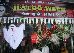 "Toát mồ hôi" nhìn đồ hóa trang đêm Halloween