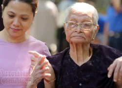 "Tôi muốn dâng lên Đại tướng ngàn đóa hoa thành kính nhất"