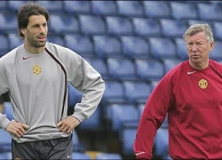 Vì sao Sir Alex "đá" Nistelrooy khỏi M.U?