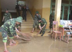 Báo Thanh Niên đến với vùng lũ quét